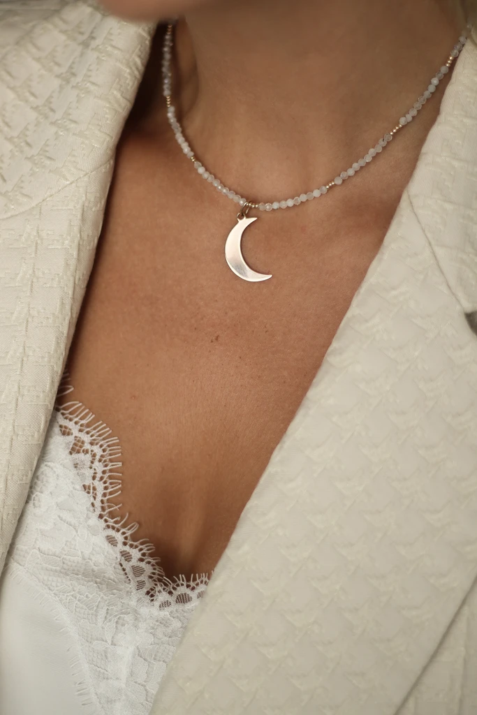 The golden moon pendant